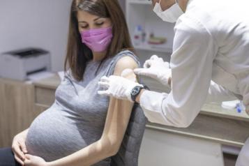 Pregnant women receiving vaccine